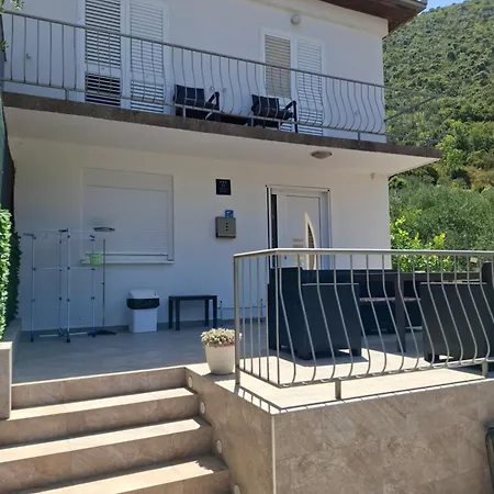 Kuca Za Odmor Dijana